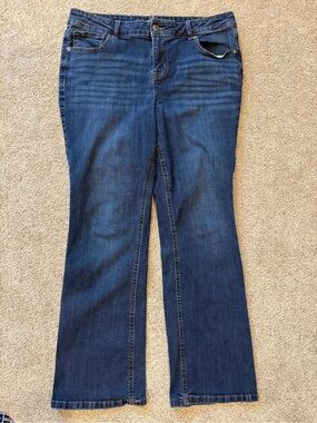 Women’s Maurices Dark Blue Short Slim Bootcut Jeans- Size 14 Short
